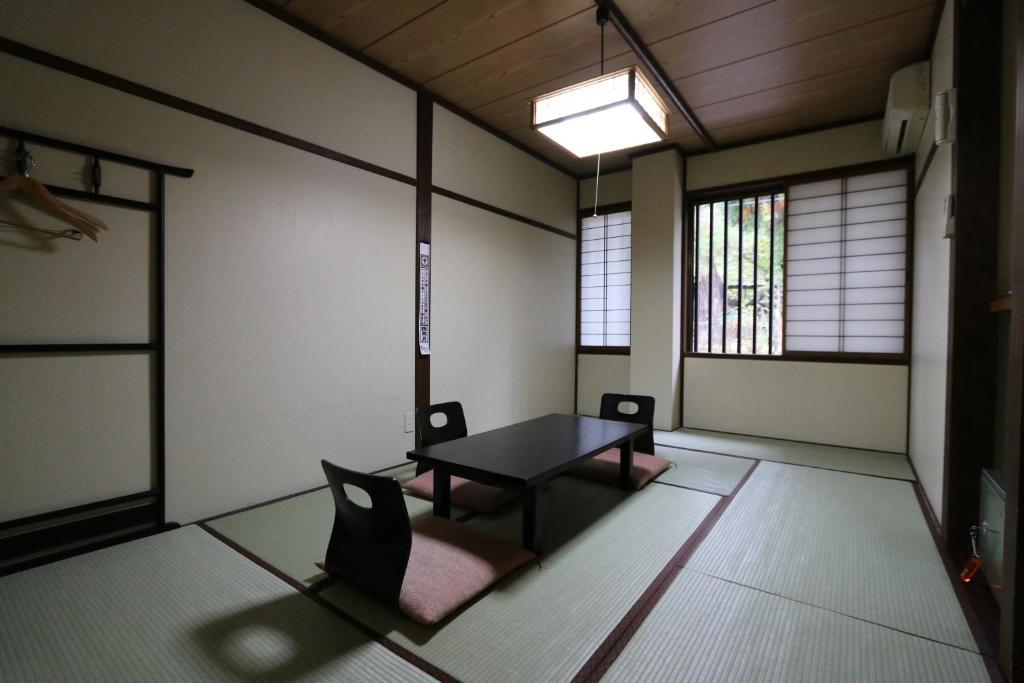 Oyado Yamakyu Hotel Takajama Szoba fotó